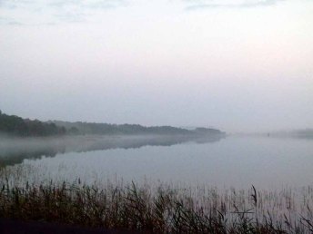 Nebel zieht über dem Rederang See auf ©Frank Koebsch (2)